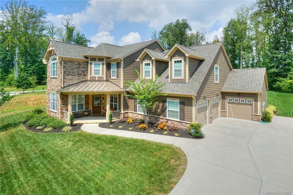 Property Photo: 14113 Old Vermillion Drive NC 28078