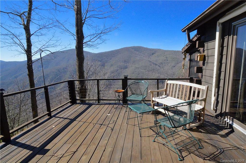 Property Photo: 1325 Scenic View Road NC 28751