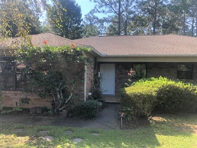 Property Photo: 2365 Hilton Drive FL 32566