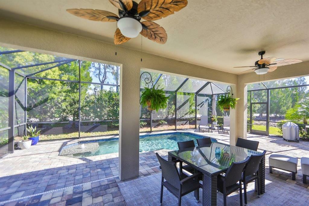 Property Photo:  4710 Roycroft Terrace  FL 34219 