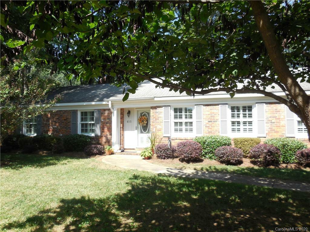 Property Photo:  615 Gentry Place  NC 28210 