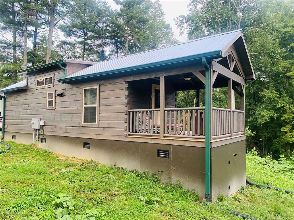 Property Photo:  53 Osceola Inn Road  NC 28739 