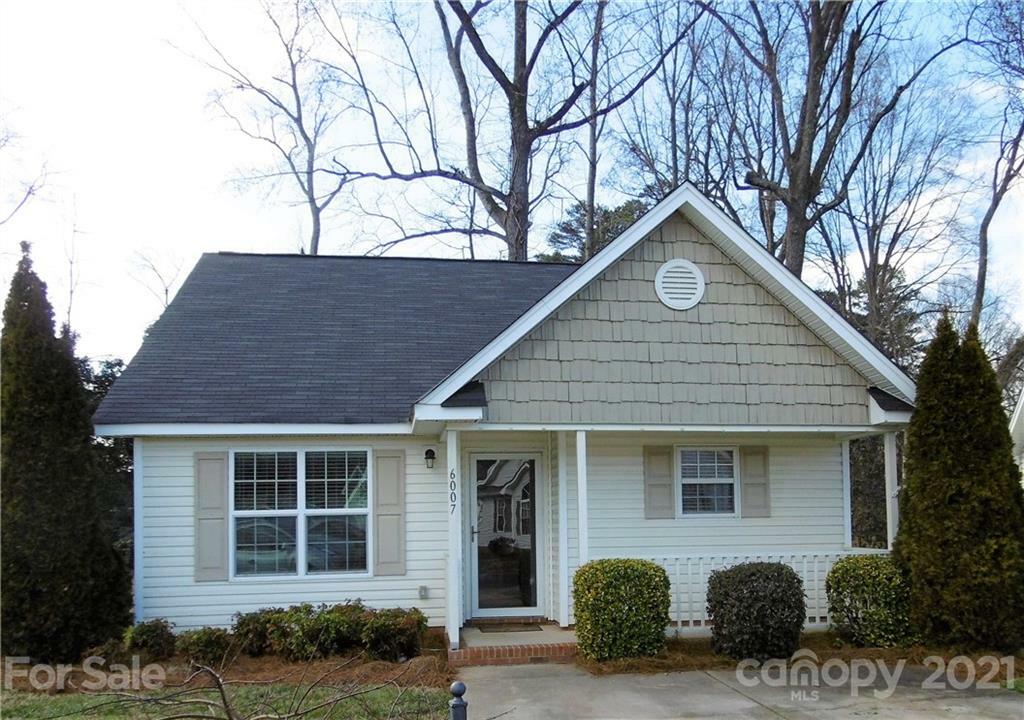 Property Photo: 6007 Crape Myrtle Lane NC 28216