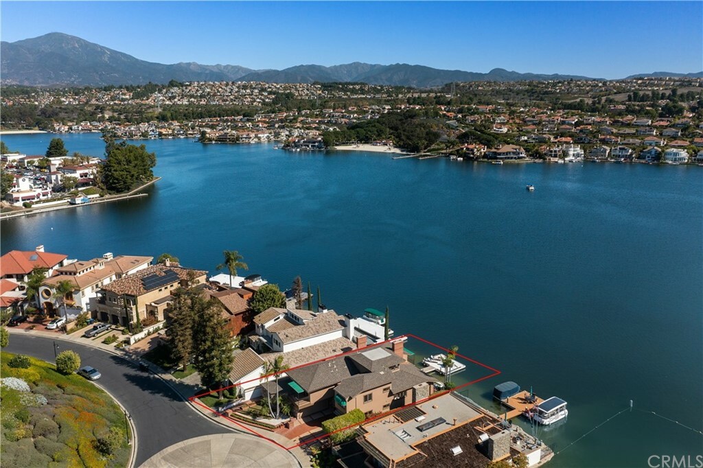 Property Photo: 27705 Chapala CA 92692