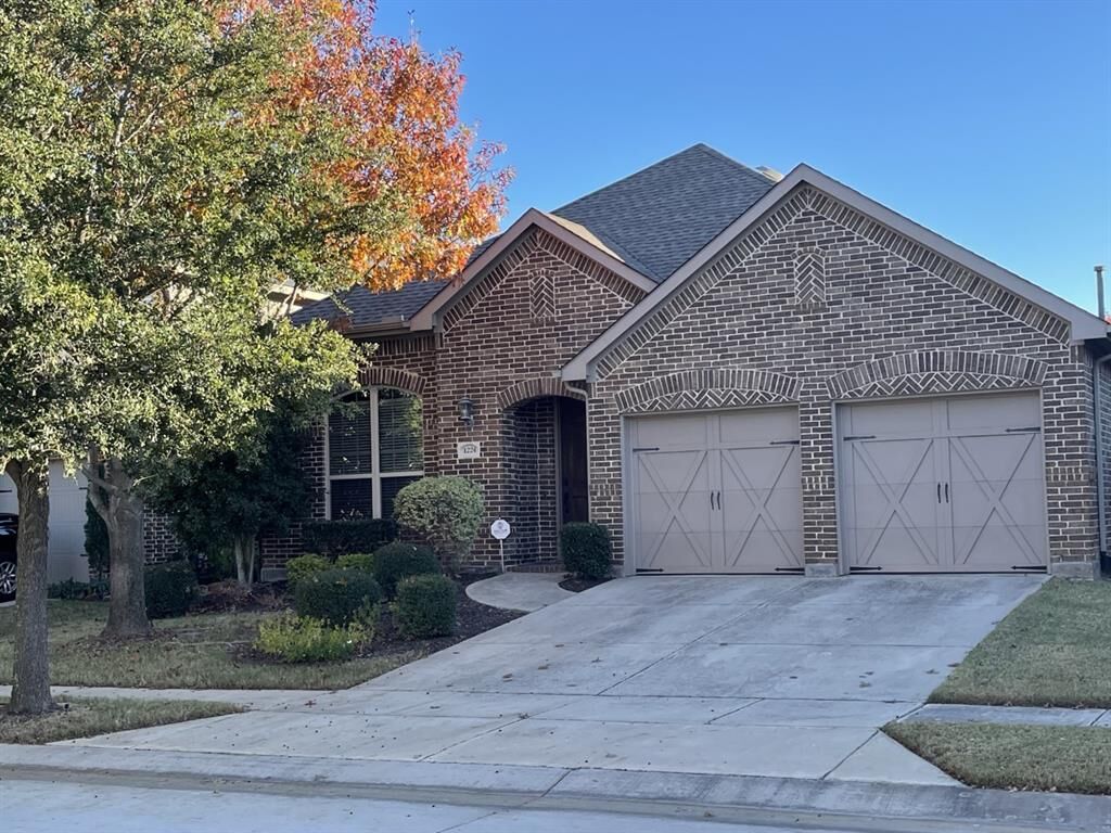 Property Photo: 1224 Jasmine TX 76226