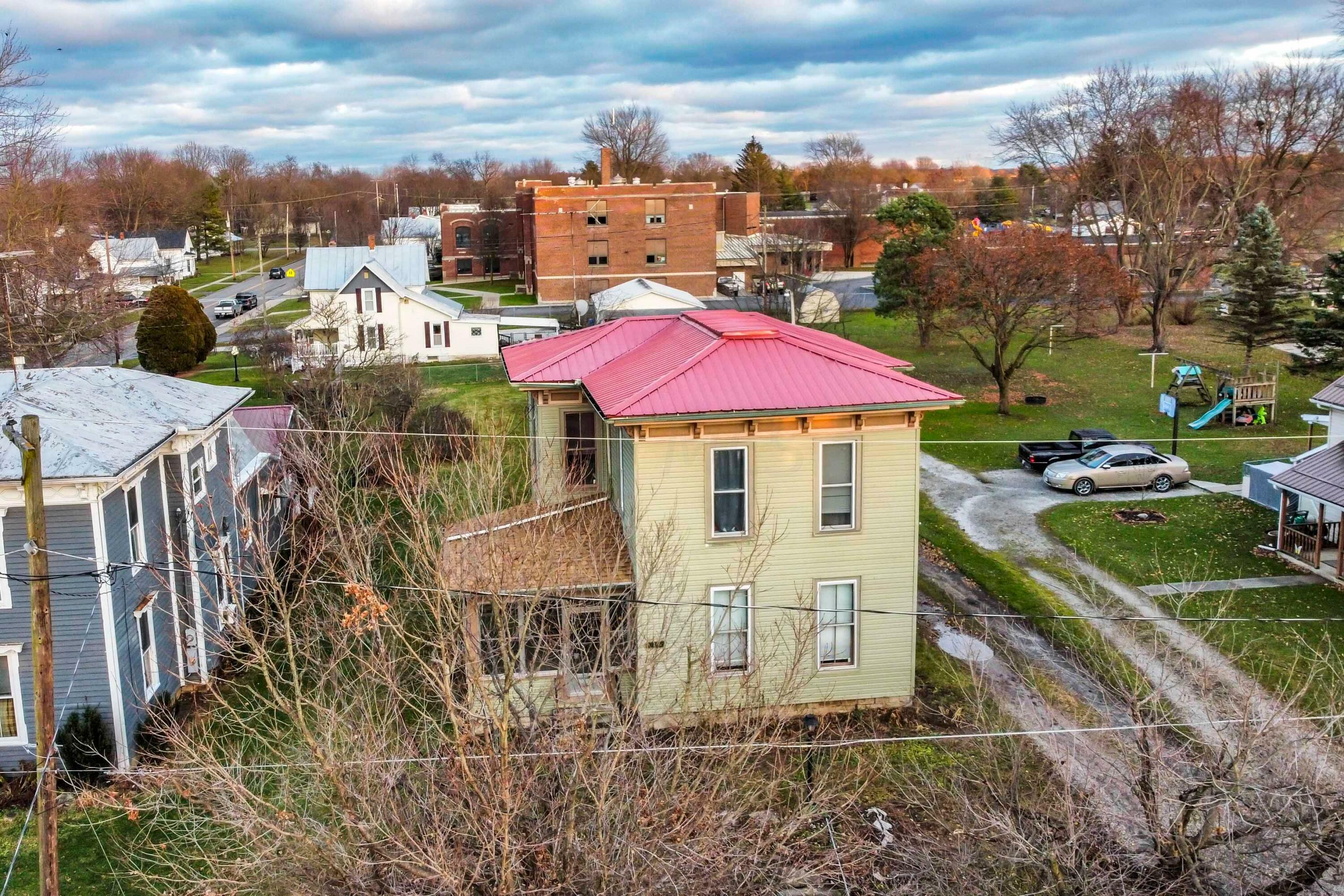 Property Photo: 408 S Marion Street OH 43315