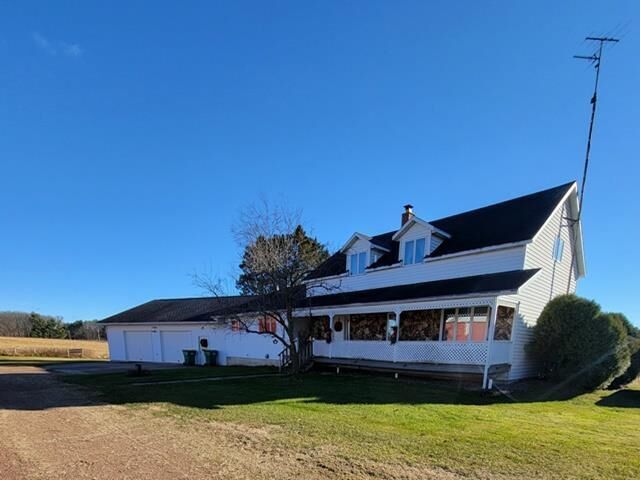 Property Photo:  N2120 County Road W  WI 54436 