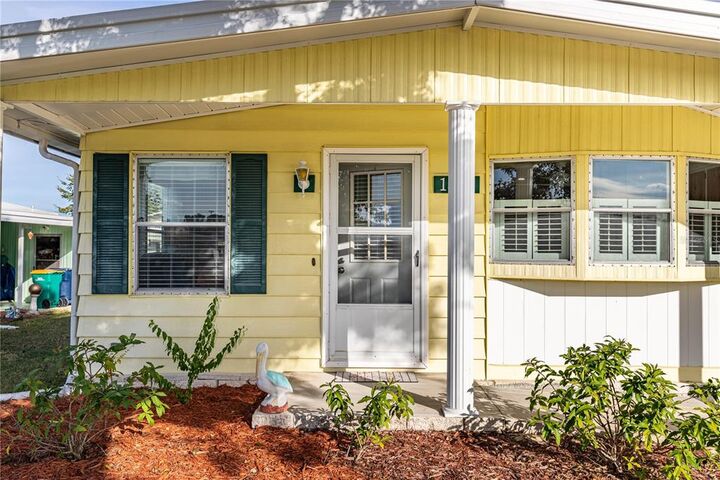 Property Photo: 1318 Apache Circle FL 32778