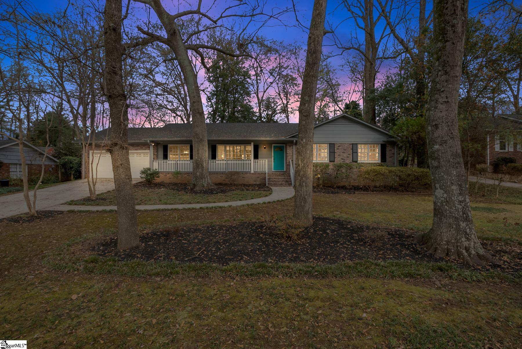 Property Photo:  506 Kenilworth Drive  SC 29615 