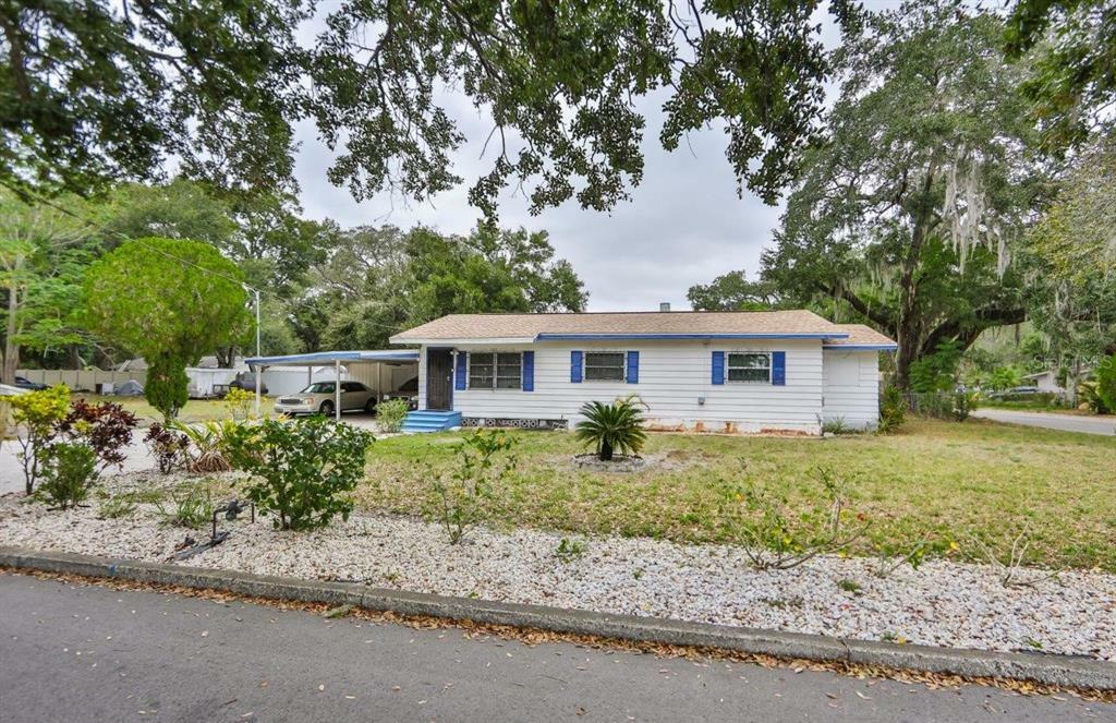 Property Photo:  618 19th Street E  FL 34208 