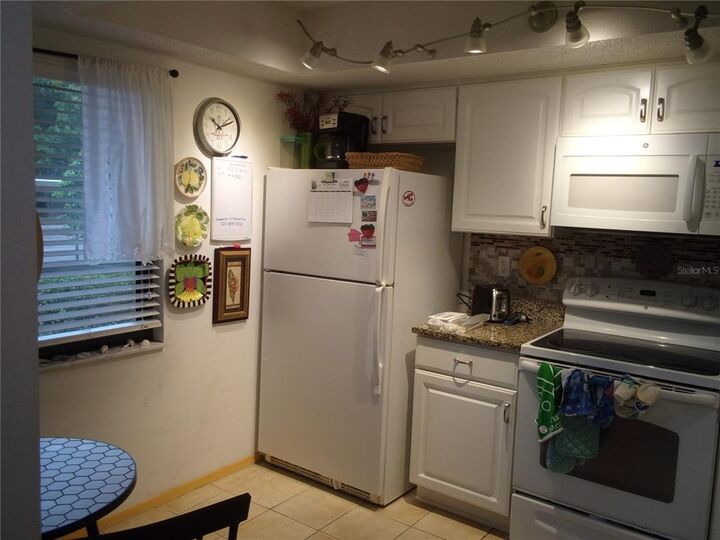Property Photo:  126 Caryl Way  FL 34677 