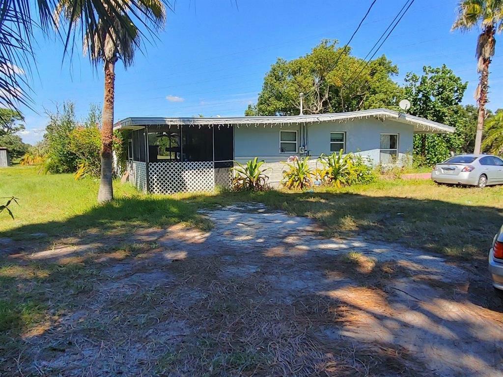 Property Photo:  2720 Whitney Road  FL 33760 