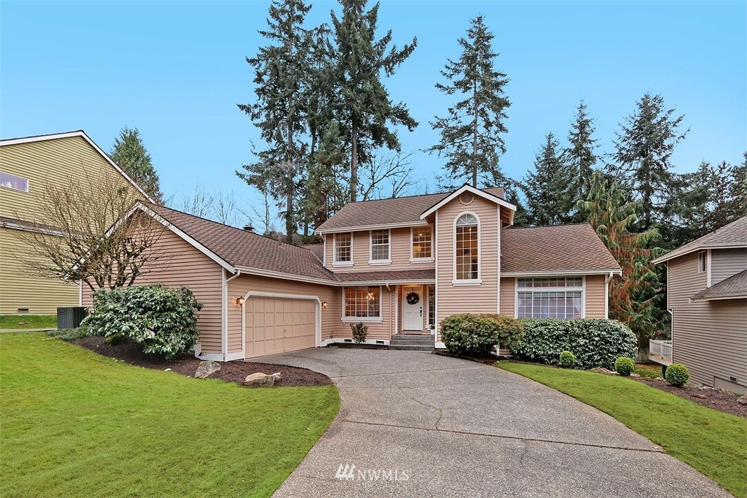 Property Photo:  8435 135th Avenue SE  WA 98059 