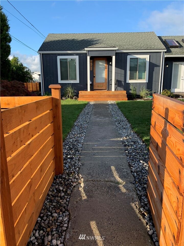 Property Photo:  1401 7th Street  WA 98270 