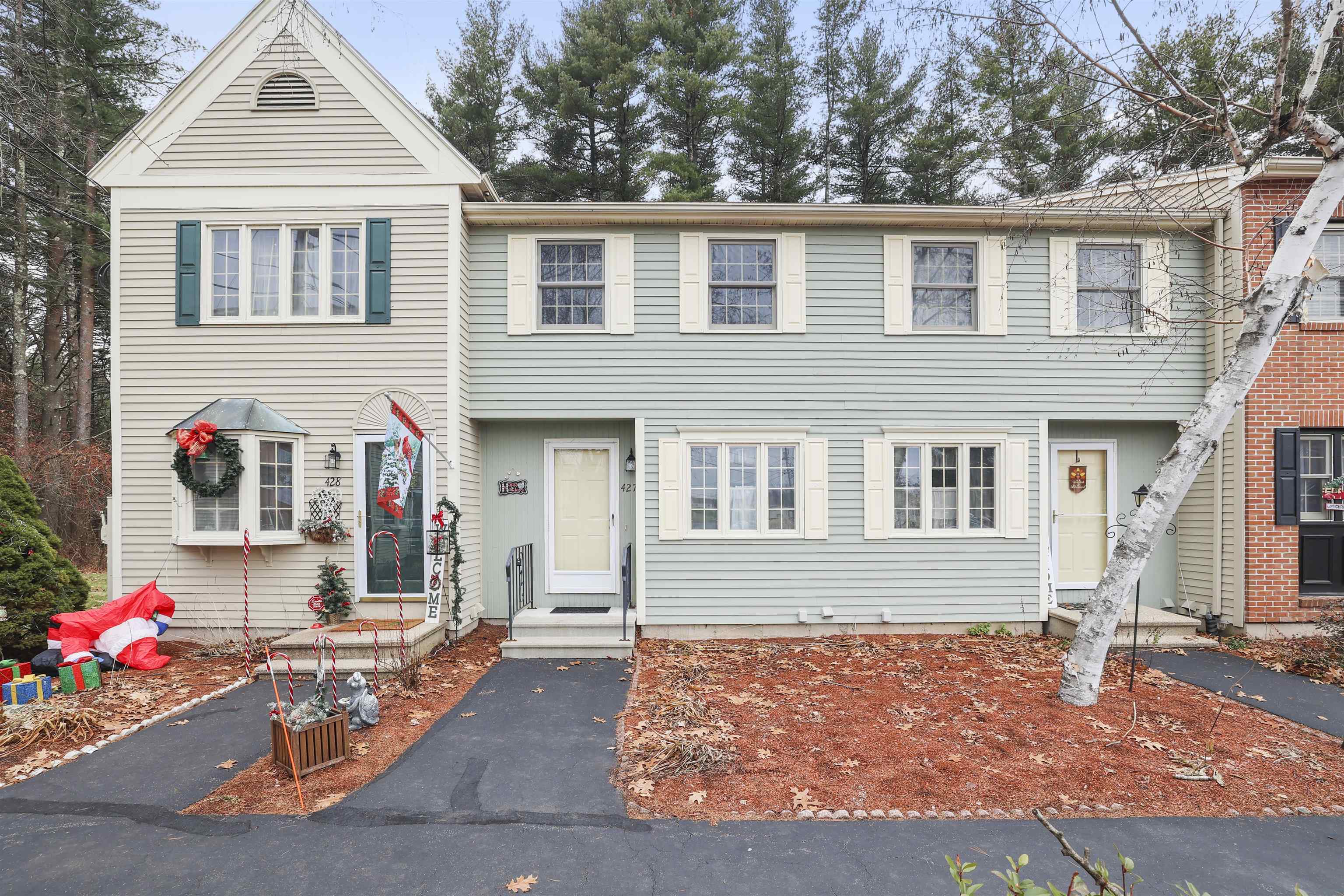 Property Photo: 427 Fox Hollow Drive NH 03051