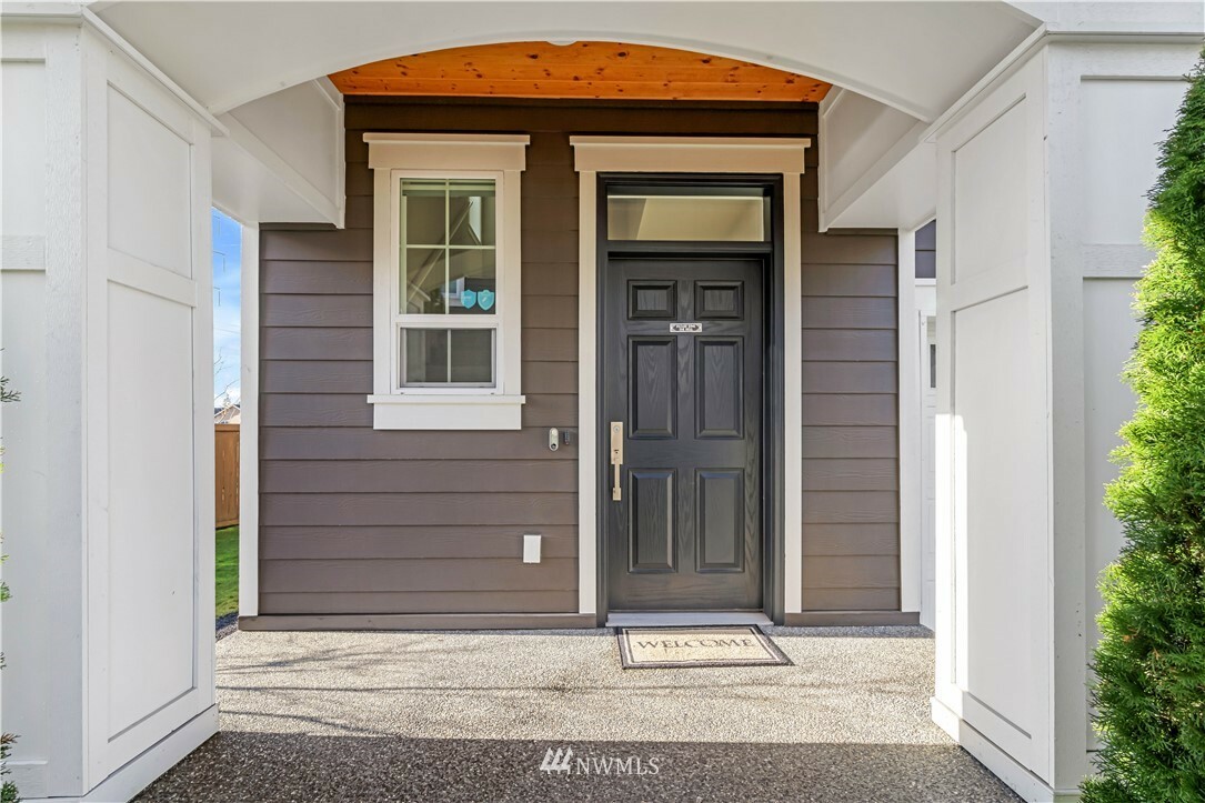 Property Photo:  18324 43rd Drive SE  WA 98012 