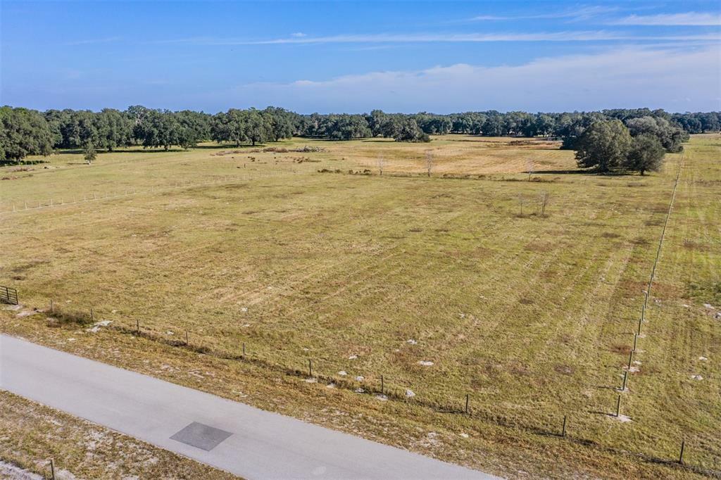 Property Photo: Tract B Cr 738 FL 33597