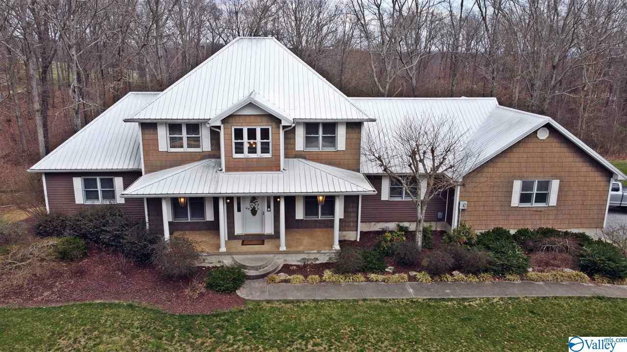 Property Photo: 124 County Road 410 AL 35958