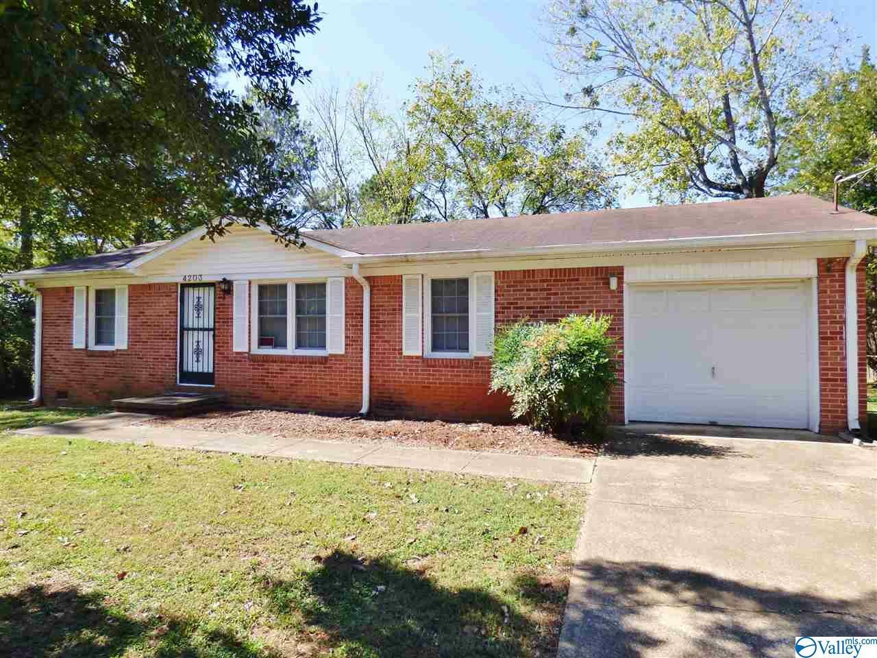 Property Photo:  4203 Eastland Drive  AL 35810 