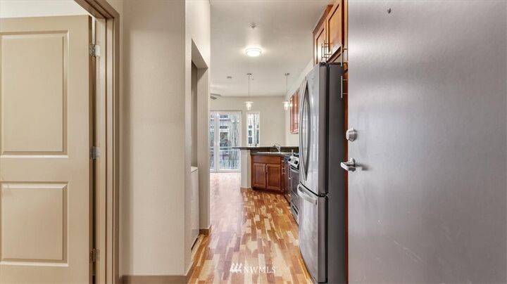 Property Photo: 375 Kirkland Avenue 209 WA 98033