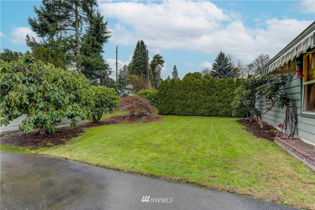 Property Photo:  13020 3rd Ave NE  WA 98125 