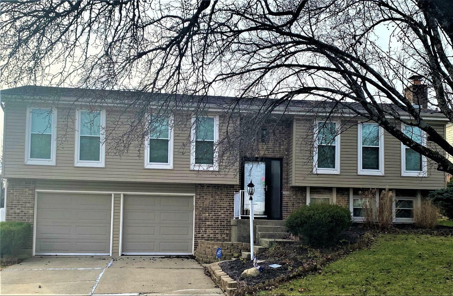Property Photo:  4959 Alvernovalley Ct  OH 45238 