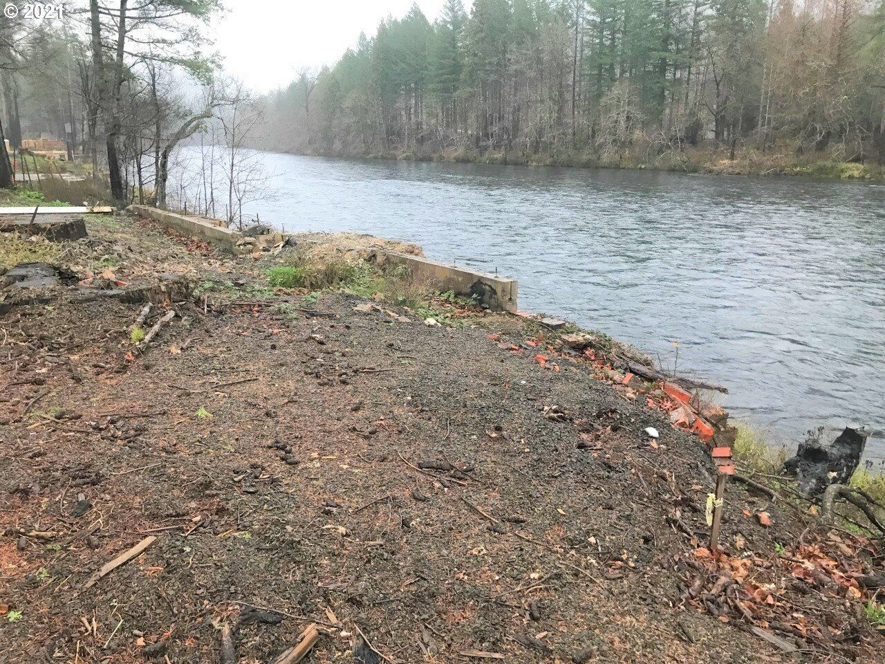 Property Photo: 49730 McKenzie Hwy OR 97488