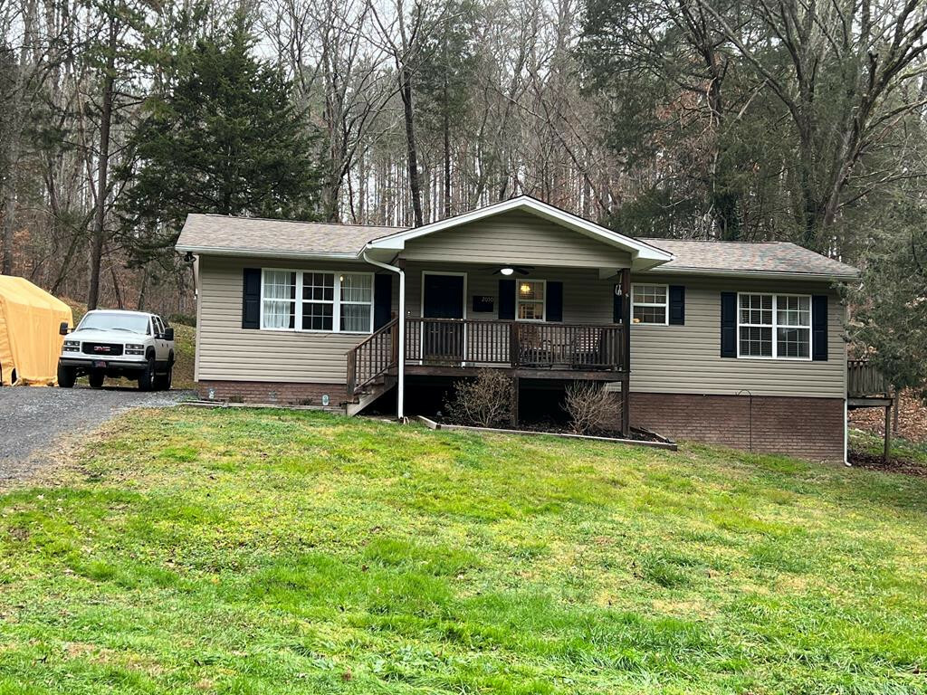 Property Photo:  2050 Old Lower River Road NW  TN 37310 