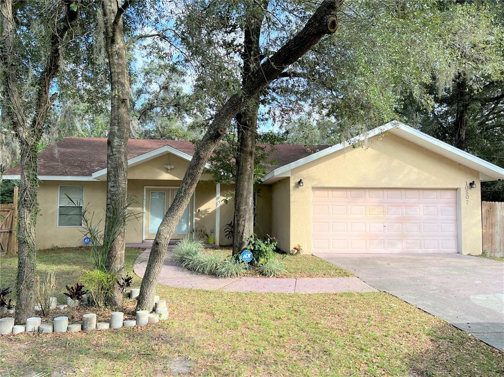 Property Photo:  10507 Walker Road Road  FL 33592 