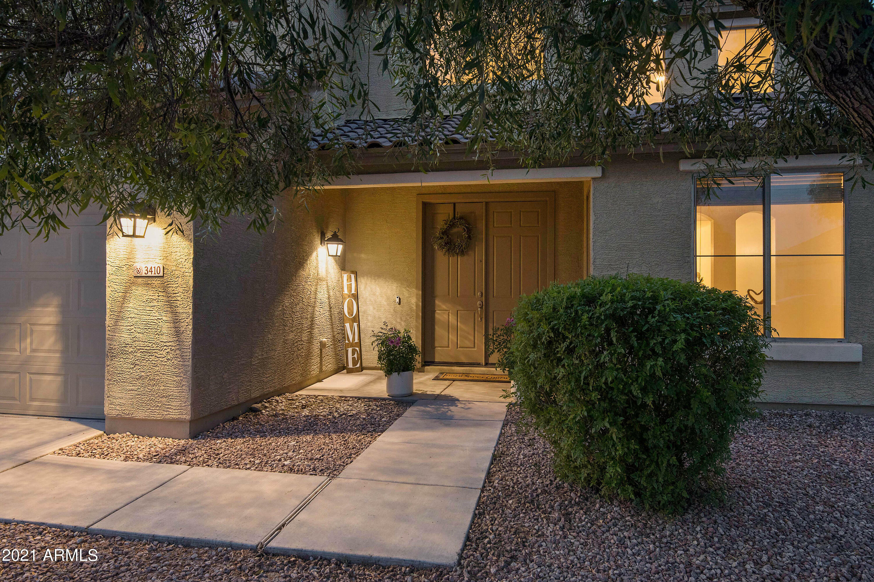 Property Photo:  3410 E Aris Drive  AZ 85298 