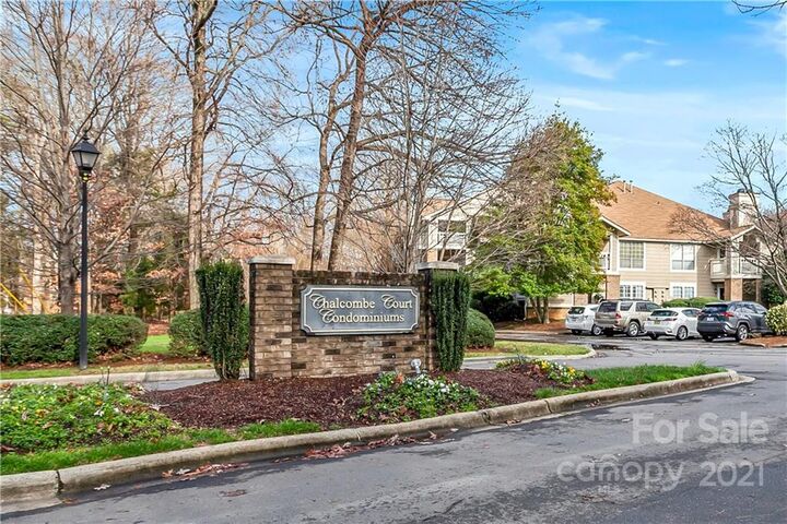 5011 Sharon Road E  Charlotte NC 28210 photo