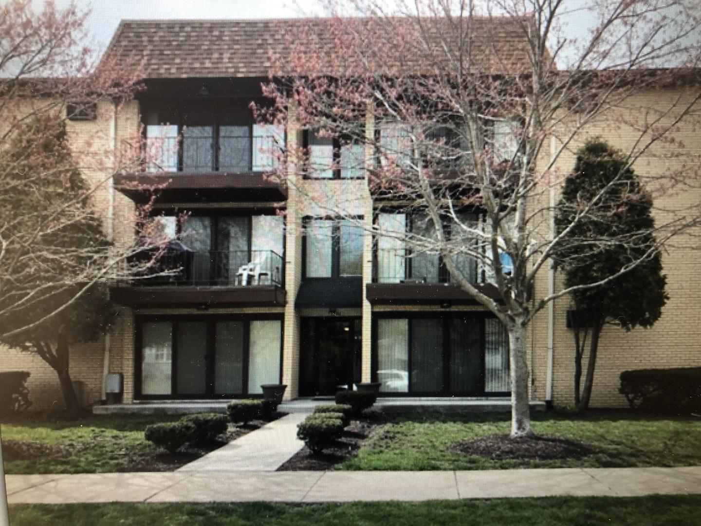 Property Photo: 11830 S Komensky Avenue 3A IL 60803