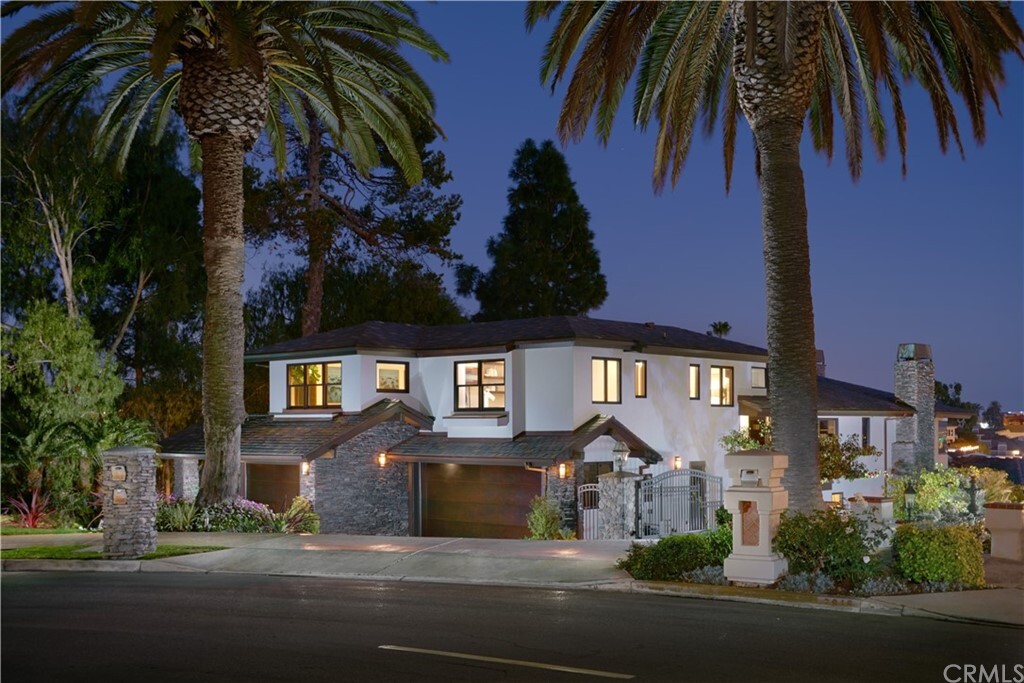 Property Photo: 2907 Cliff Drive CA 92663