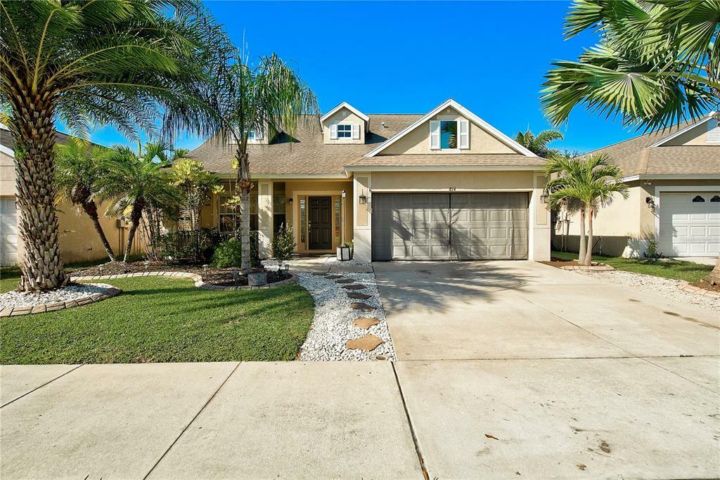 Property Photo:  814 15th Street NE  FL 33570 