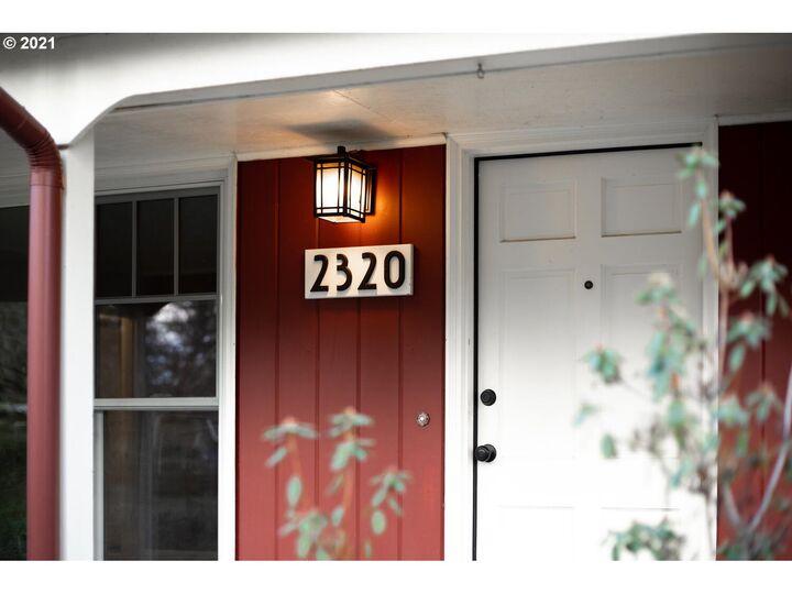 2320 Glen Haven Rd  Lake Oswego OR 97034 photo