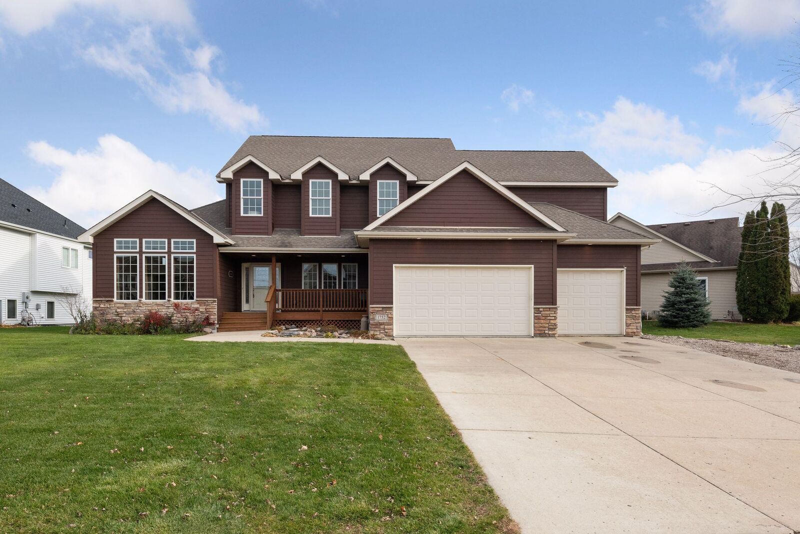 Property Photo:  1752 Sandbar Circle  MN 55387 