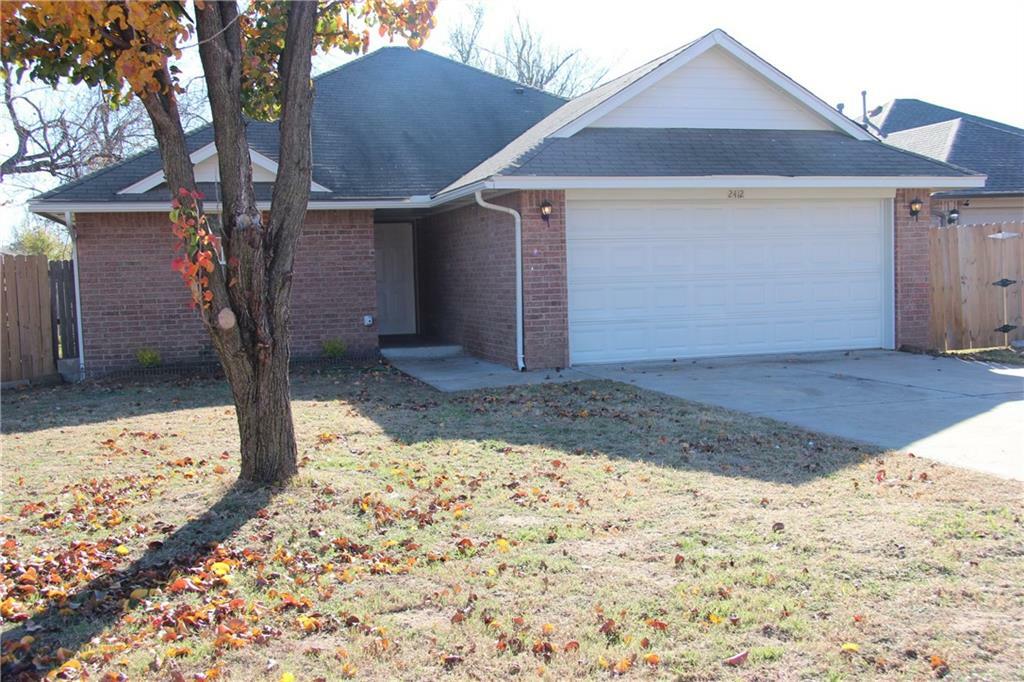 Property Photo:  2412 NW 1st Terrace  OK 73107 