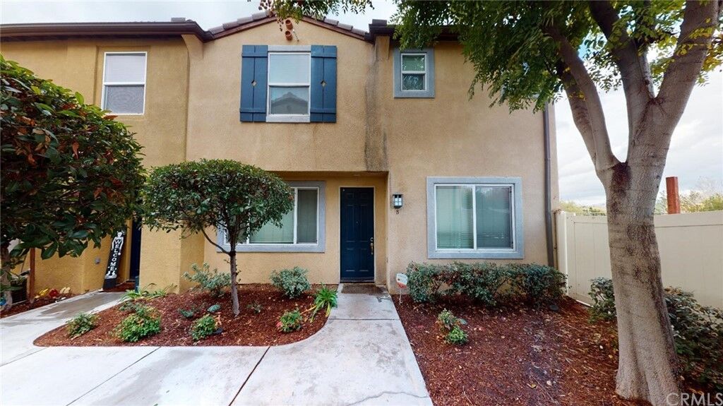 Property Photo:  27898 John F Kennedy Drive B  CA 92555 