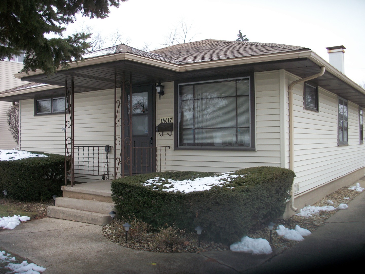 14617 Kenton Avenue  Midlothian IL 60445 photo