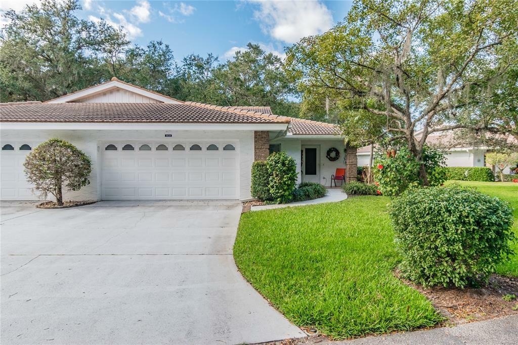 Property Photo:  5634 Garden Lakes Drive  FL 34203 