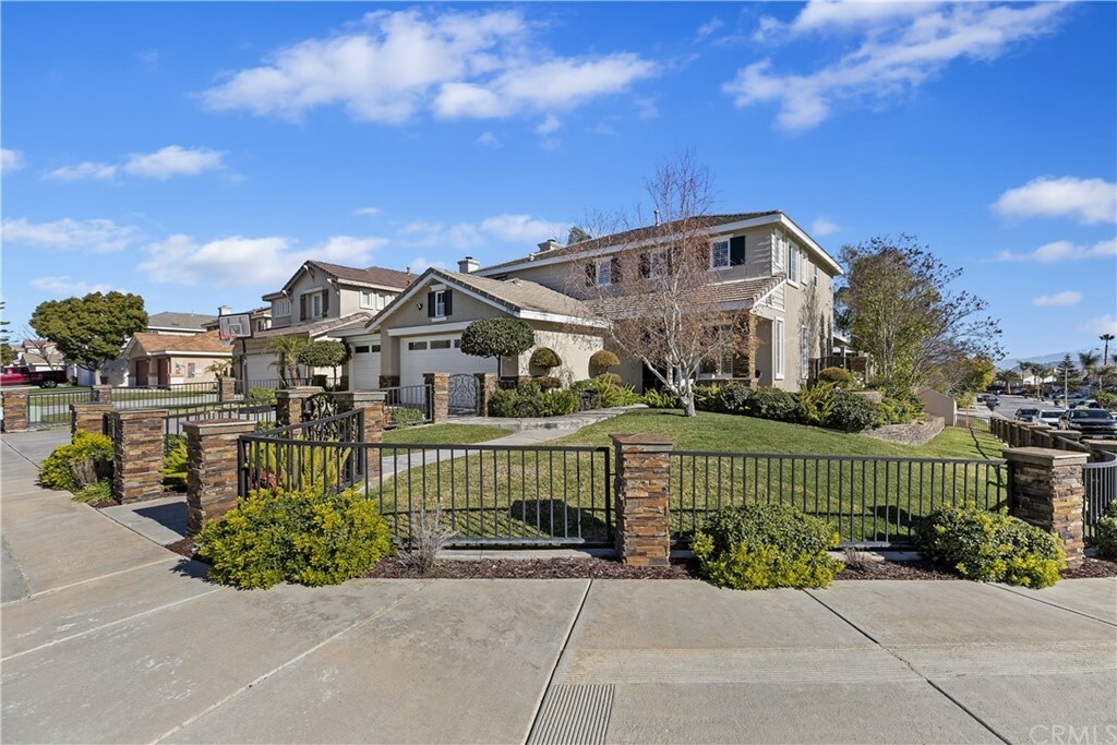 Property Photo: 8990 Bayshore Lane CA 92508