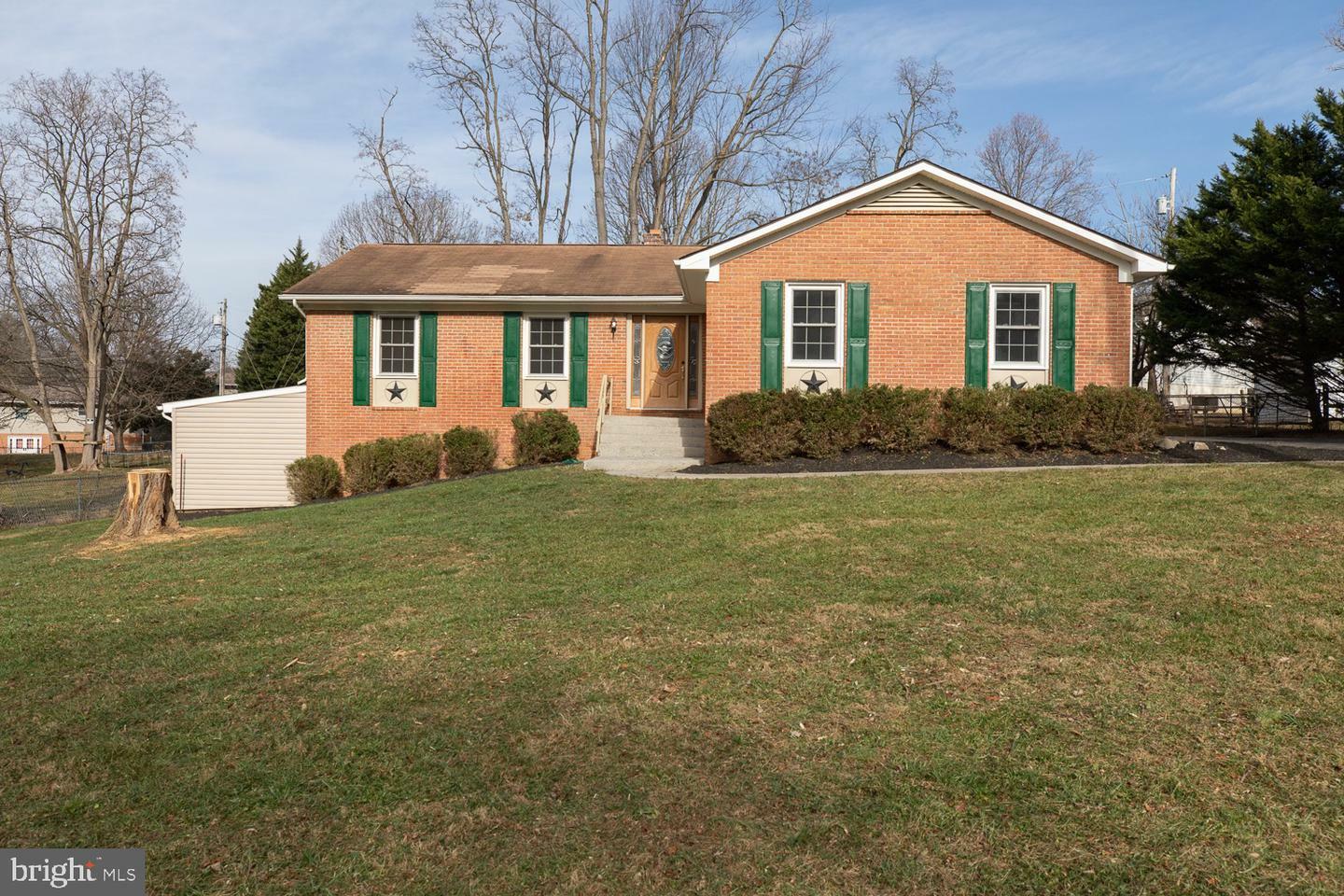 Property Photo: 173 Douglas Drive WV 25414