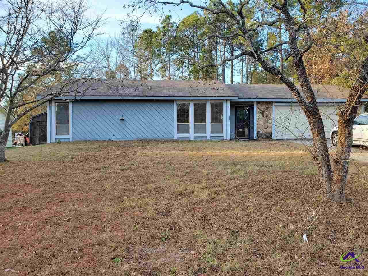 Property Photo:  407 Ridgestone Drive  GA 31088 