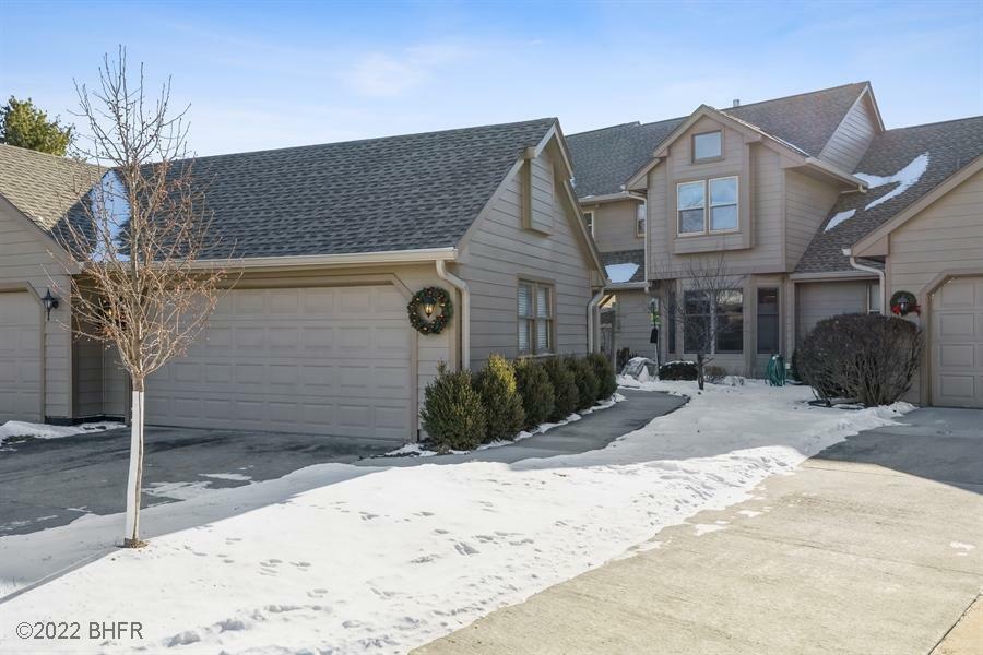 Property Photo:  2024 Elm Circle  IA 50265 