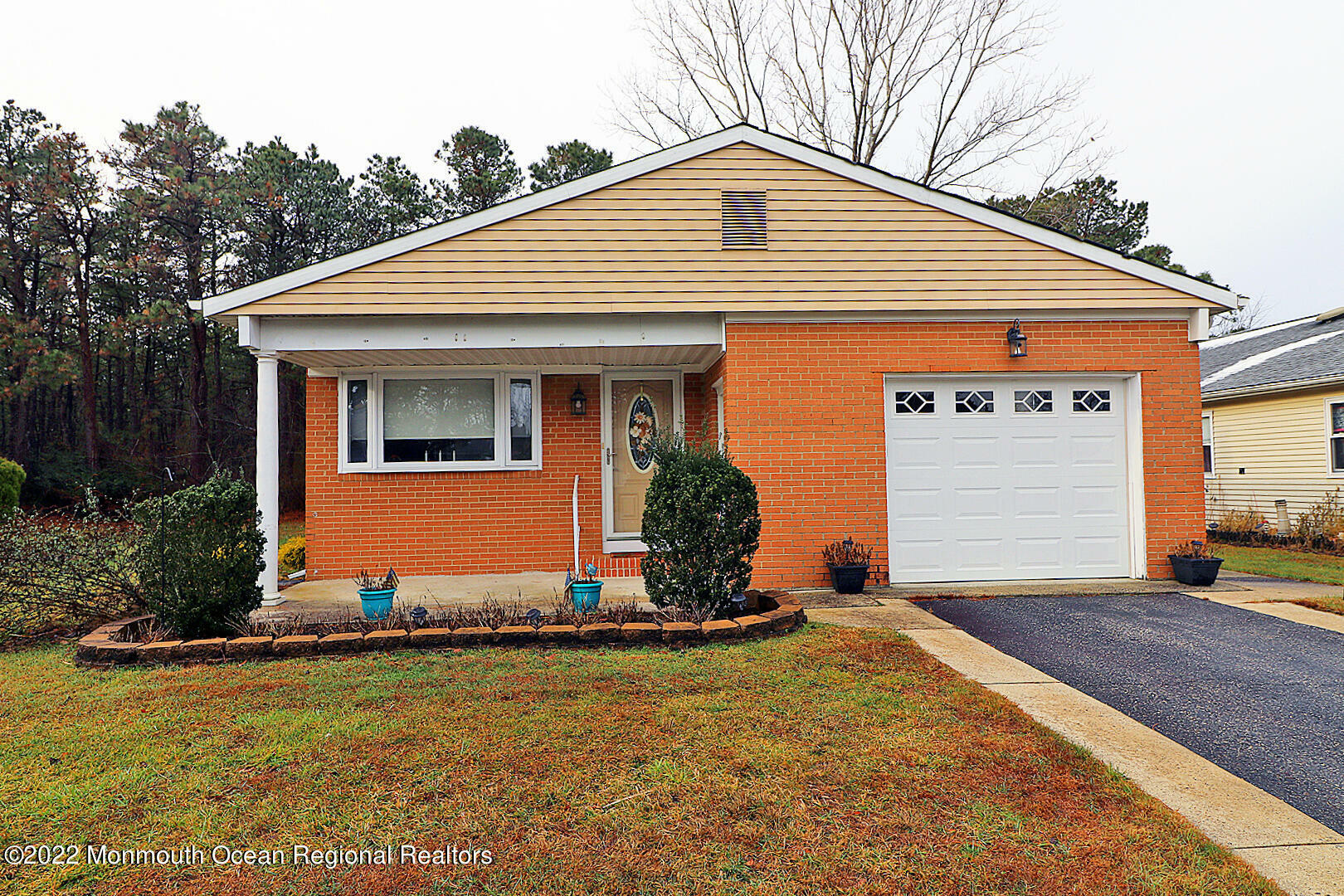 Property Photo: 7 Bakoua Court NJ 08757