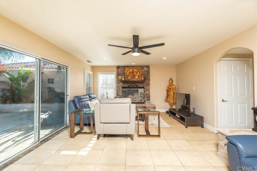 Property Photo:  22633 Inspiration Point  CA 92587 