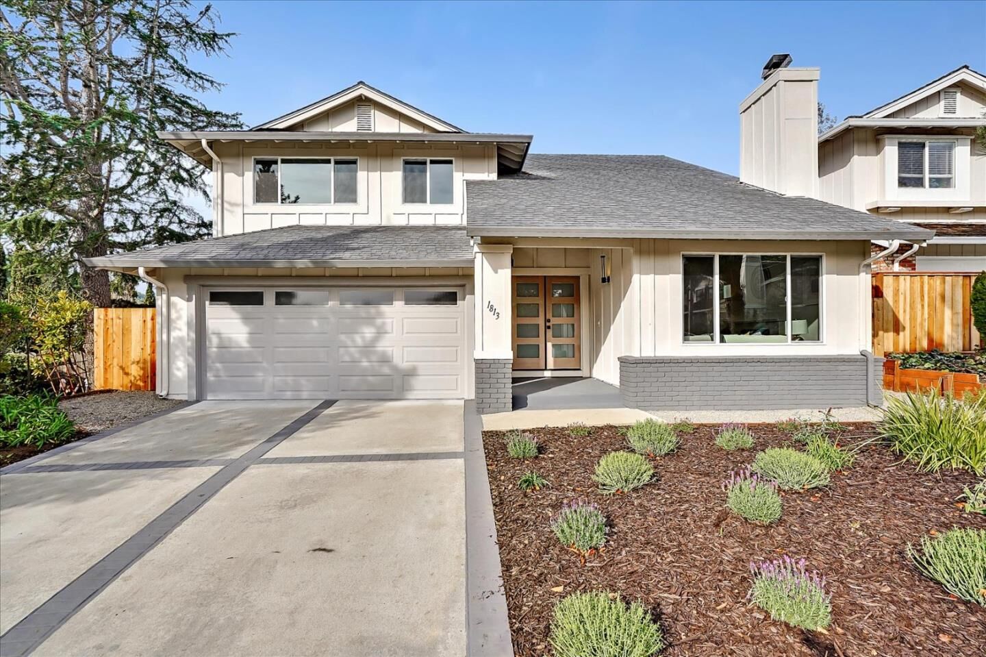 Property Photo:  1813 Alderwood Court  CA 94402 