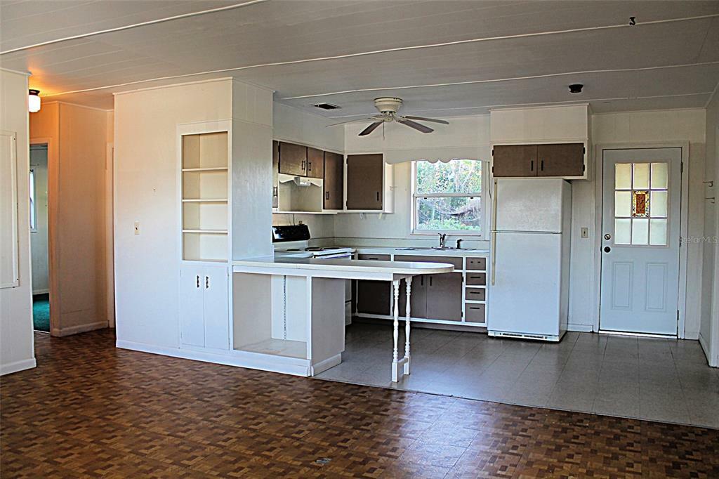 Property Photo: 250 Carson Avenue FL 33827