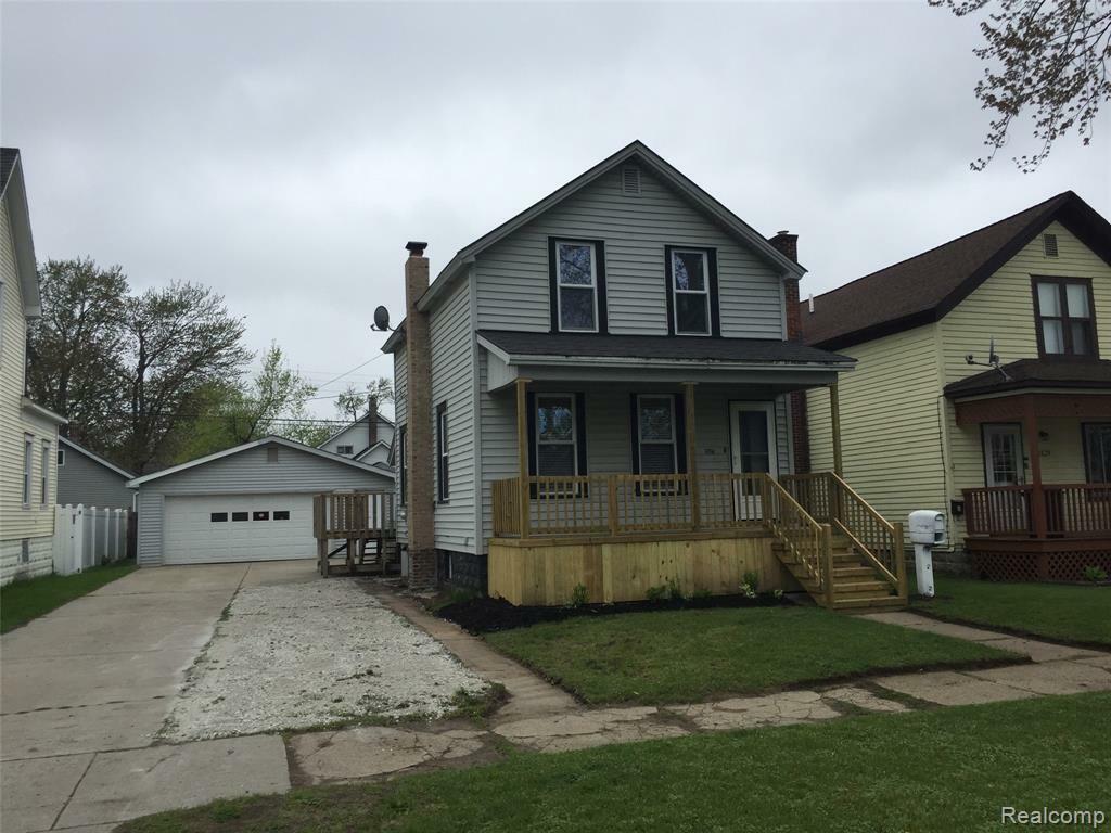 Property Photo:  2627 Gratiot  MI 48060 2942 