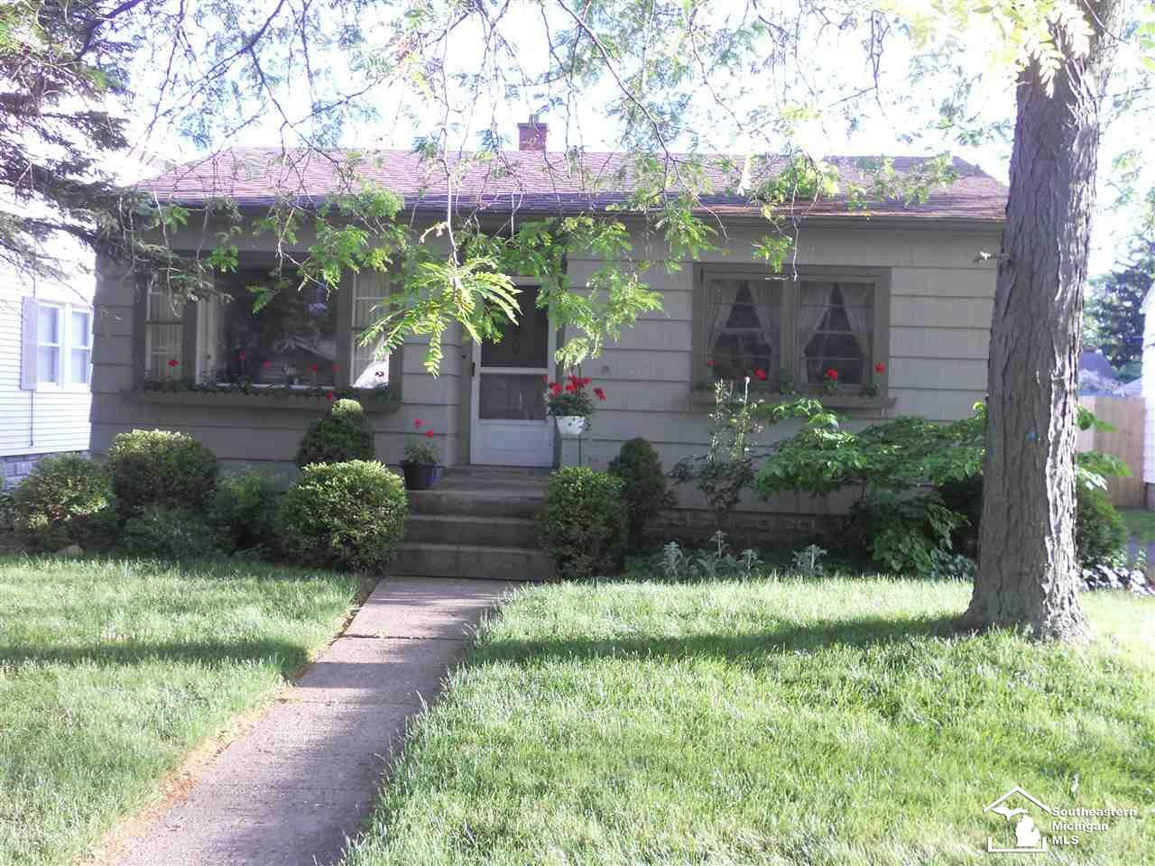 Property Photo:  5845 Elmwood St.  MI 48161 